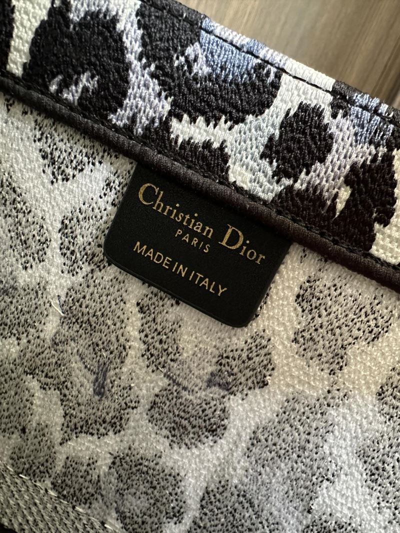 Christian Dior Shopping Bags